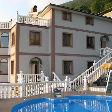 Mamzyshkha Guest House Gagra Exterior photo