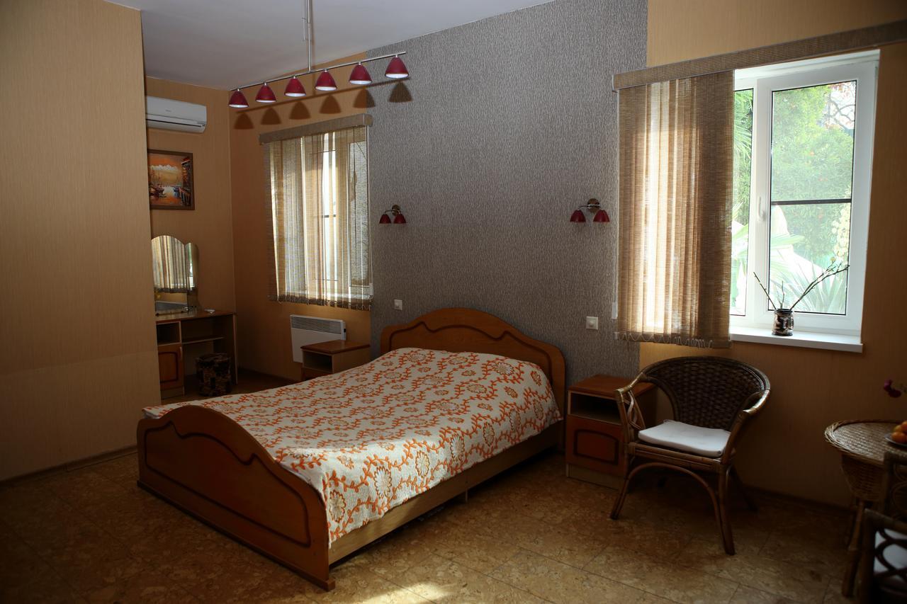 Mamzyshkha Guest House Gagra Exterior photo