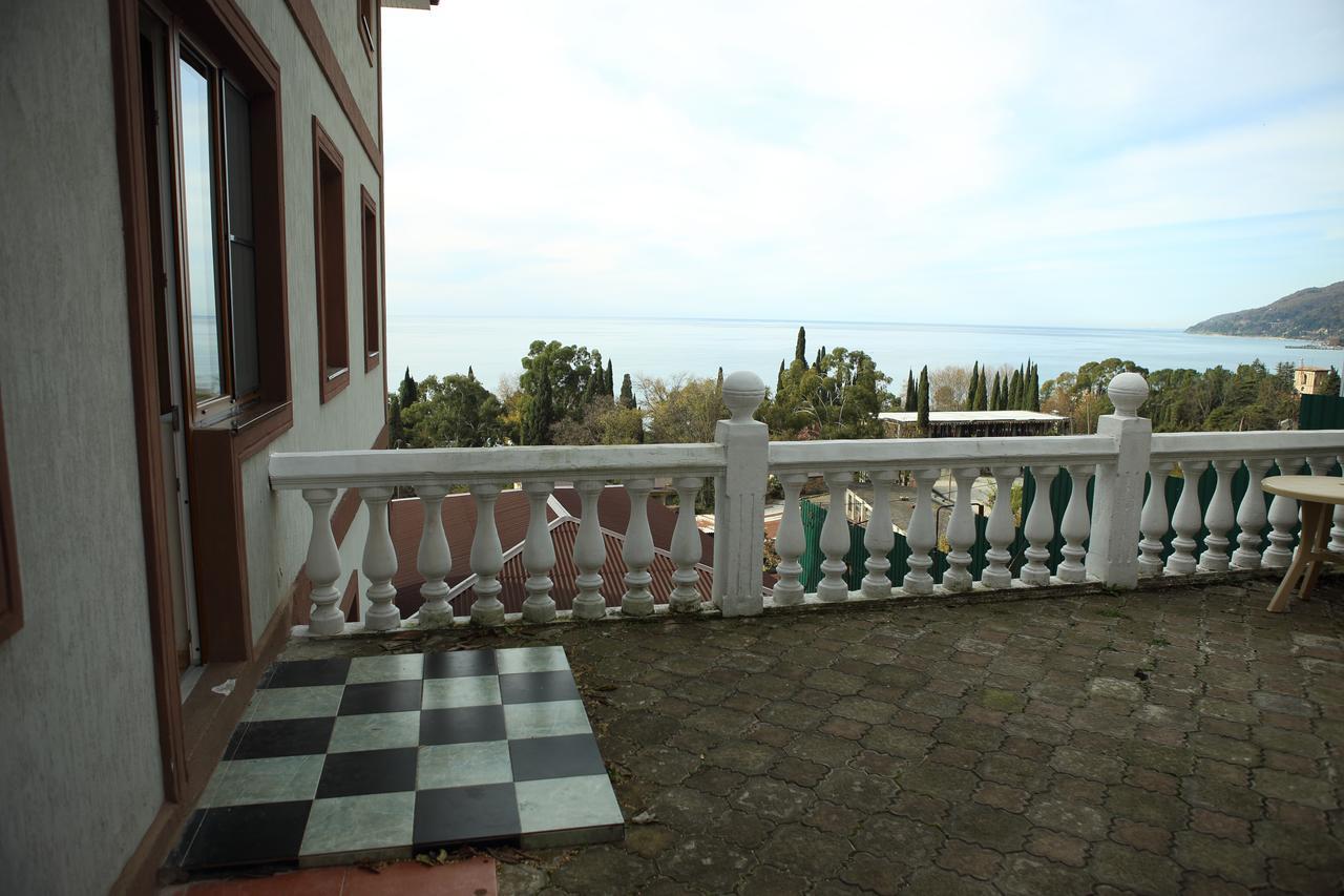Mamzyshkha Guest House Gagra Exterior photo